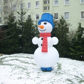 aufblasbarer Schneemann